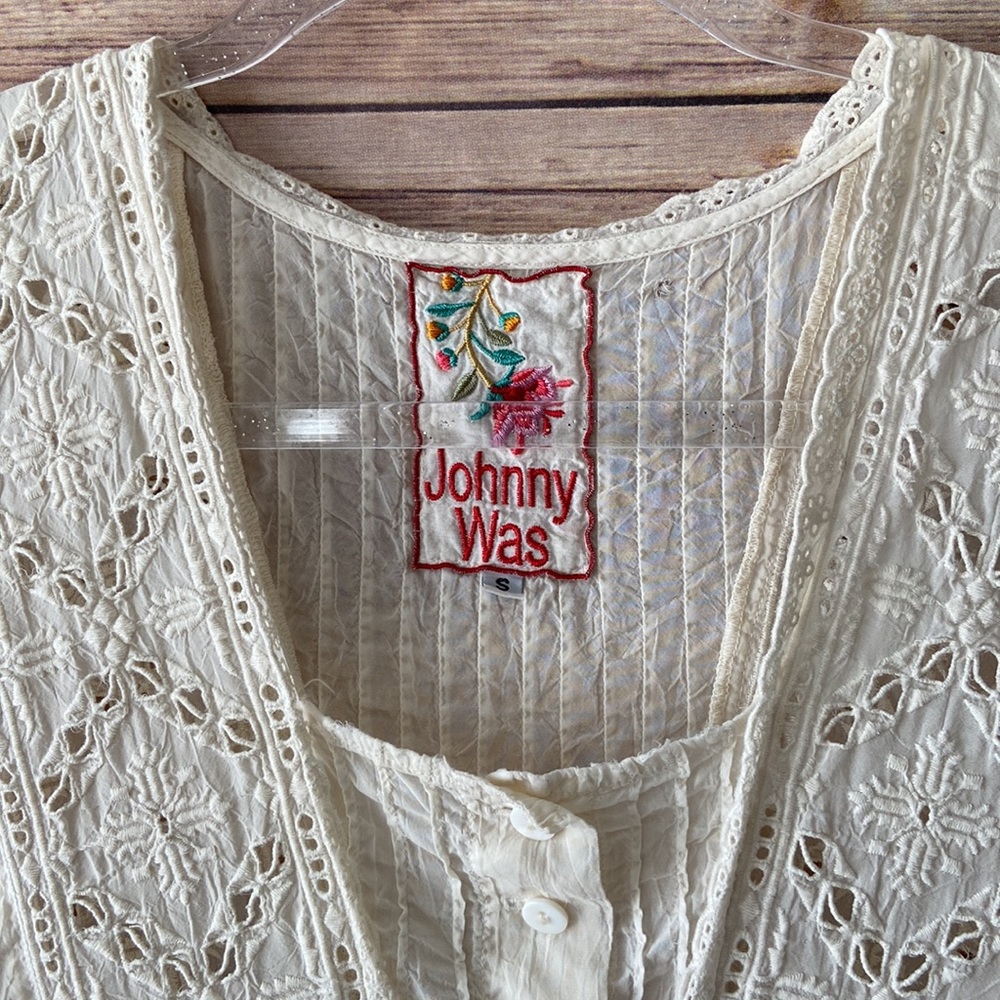 Johnny Was button down top - Picture 4 of 8